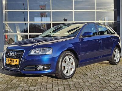 Blauw Occasion 2013 Audi A3 Sportback Attraction Hatchback | € 8.950 (Goede deal)