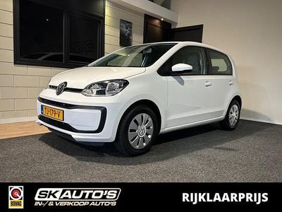 Wit Gebruikt 2018 VW up! move up! Hatchback | € 8.495 (Eerlijke prijs)