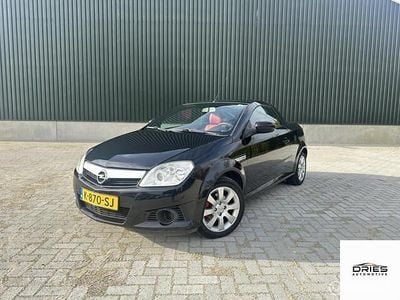Zwart Occasion 2005 Opel Tigra Enjoy Cabriolet | € 1.999 (Iets duurder)