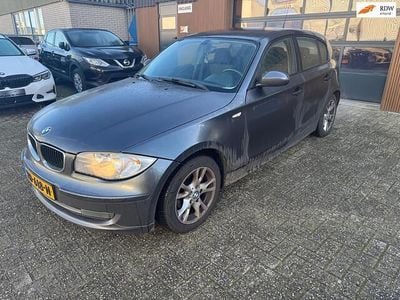 Grijs Gebruikt 2005 BMW 116 Hatchback | € 995 (Super prijs)