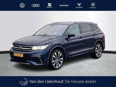 Blauw Occasion 2024 VW Tiguan Allspace Business+ SUV | € 41.950 (Super prijs)