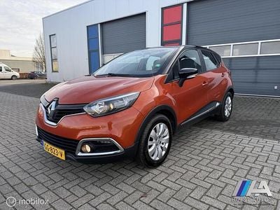 Oranje Occasion 2013 Renault Captur Expression SUV | € 5.350 (Eerlijke prijs)