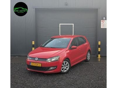 Rood Occasion 2011 VW Polo Comfortline Hatchback | € 2.999 (Goede deal)
