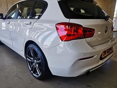 Wit Gebruikt 2016 BMW 116 Hatchback | € 12.250 (Eerlijke prijs)