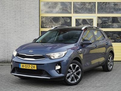Blauw Occasion 2020 Kia Stonic SUV | € 10.950 (Goede deal)