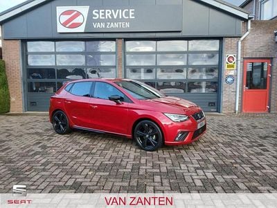 Rood (metallic) Gebruikt 2021 Seat Ibiza Black Edition Hatchback | € 17.900 (Goede deal)