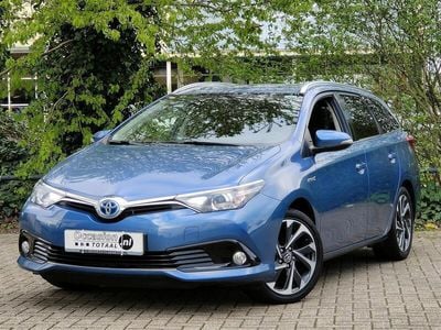 Toyota Auris Hybrid