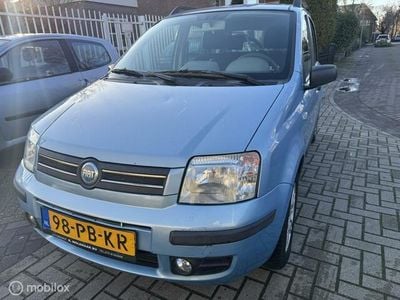 Blauw Occasion 2004 Fiat Panda Emotion Hatchback | € 1.950 (Eerlijke prijs)