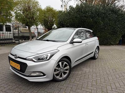 Zilver Gebruikt 2018 Hyundai i20 Hatchback | € 14.500 (Iets duurder)