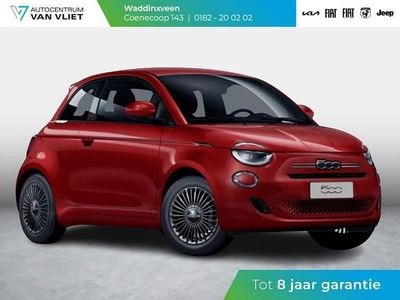 Rosso passione 111 Nieuw 2025 Fiat 500 Launch Edition Hatchback | € 27.690 (Eerlijke prijs)