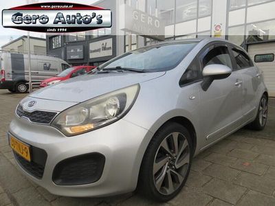 Grijs Gebruikt 2012 Kia Rio Comfort Hatchback | € 4.500 (Eerlijke prijs)