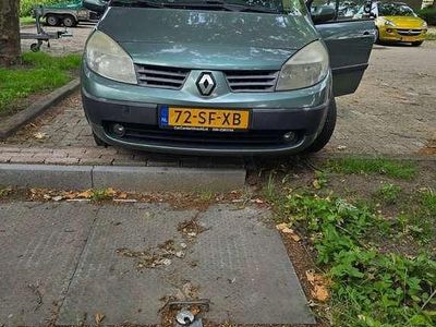 Gebruikt 2006 Renault Scénic Exception MPV | € 1.200 (Goede deal)