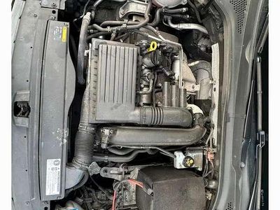 Zwart Occasion 2014 VW Golf VII Trendline Hatchback | € 6.000 (Goede deal)