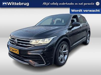 Zwart (metallic) Gebruikt 2021 VW Tiguan R-line SUV | € 32.950 (Eerlijke prijs)