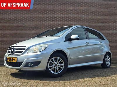 Grijs Gebruikt 2009 Mercedes B150 Business MPV | € 4.444 (Duur)