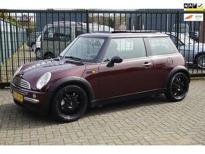 Occasion Mini Cooper Pepper 116 PK (85 kW) 2003 Rood Hatchback