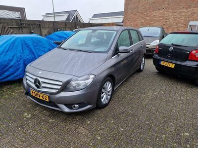 tweedehands Mercedes B180 Amb./CLIMATE -CRUISE CONTR./TREKHAAK