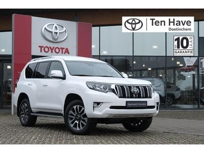 Wit Occasion 2024 Toyota Land Cruiser Van | € 66.400 (Goede deal)