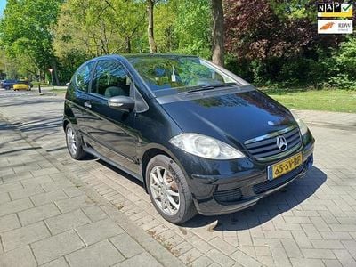 Zwart Gebruikt 2006 Mercedes A150 MPV | € 1.900 (Eerlijke prijs)