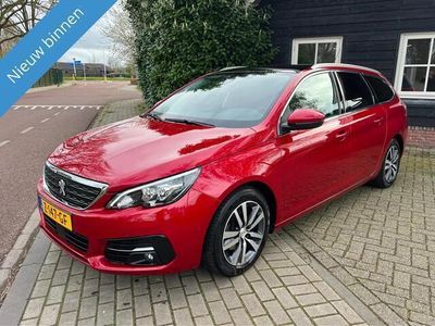 tweedehands Peugeot 308 1.2 PureTech Allure