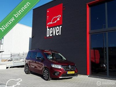 Occasion Renault Kangoo 131 PK (96 kW) 2023 Rood MPV