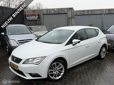 Wit Occasion 2013 Seat Leon Style Hatchback | € 6.495 (Eerlijke prijs)