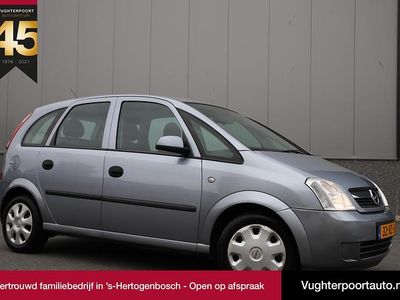 Grijs Occasion 2004 Opel Meriva Enjoy MPV | € 3.450