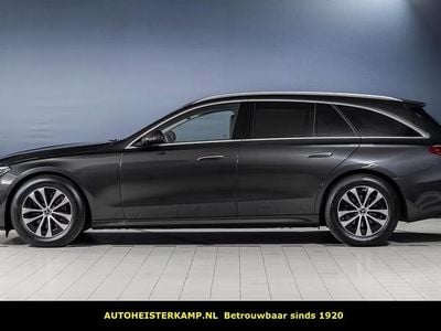 Occasion Mercedes E220 Avantgarde 2024 Grijs (metallic) Stationwagen