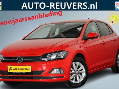 Rood Gebruikt 2017 VW Polo Highline Hatchback | € 12.900 (Goede deal)