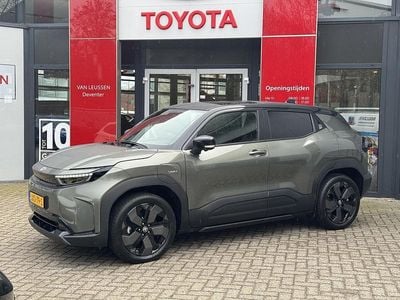 Nieuw Toyota Urban Cruiser Executive 11 kW (15 PK) 2026 Groen SUV
