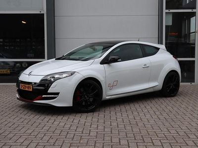 Gebruikt 2014 Renault Mégane III R.S. Coupé | € 17.950