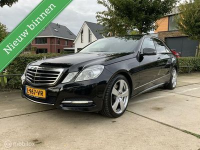 tweedehands Mercedes E500 Elegance 4-Matic