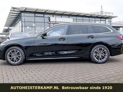 Zwart Gebruikt 2024 BMW 320 Stationwagen | € 53.950
