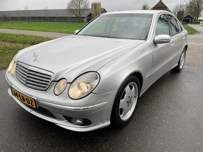 Mercedes E240