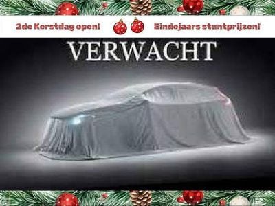 Zwart Gebruikt 2020 Mercedes B180 AMG MPV | € 24.450 (Goede deal)