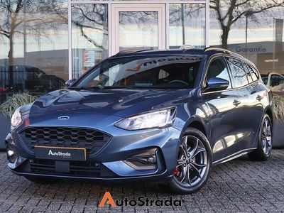 Blauw Occasion 2021 Ford Focus ST-Line Stationwagen | € 15.900 (Iets duurder)