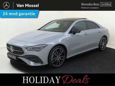 Grijs Gebruikt 2025 Mercedes CLA250e Business Sedan | € 46.945 (Iets duurder)