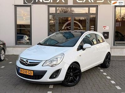 Wit Occasion 2011 Opel Corsa Color Edition Hatchback | € 4.999 (Eerlijke prijs)