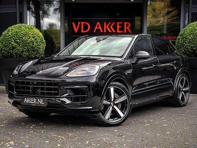 Zwart Occasion 2025 Porsche Cayenne SUV | € 139.880 (Duur)