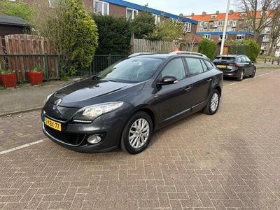 tweedehands Renault Mégane 1.5 dCi BOSE NW APK NAP Trekhaak NAVI