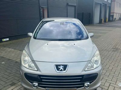 tweedehands Peugeot 307 1.6-16V Premium