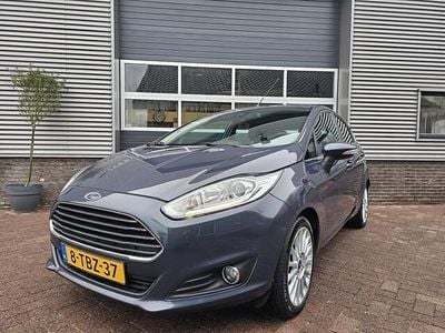 Grijs Gebruikt 2014 Ford Fiesta Titanium Hatchback | € 5.990 (Goede deal)
