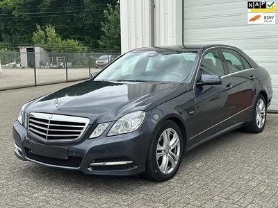 Mercedes E200