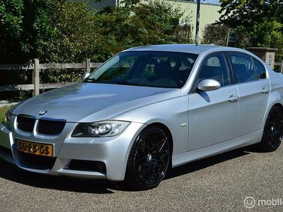 BMW 325