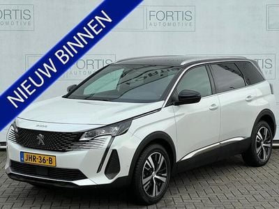 Wit (metallic) Occasion 2023 Peugeot 5008 GT-line SUV | € 27.700 (Eerlijke prijs)