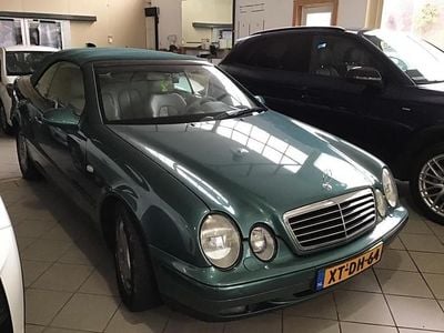 Groen Occasion 1999 Mercedes CLK320 Elegance Cabriolet | € 4.900 (Goede deal)