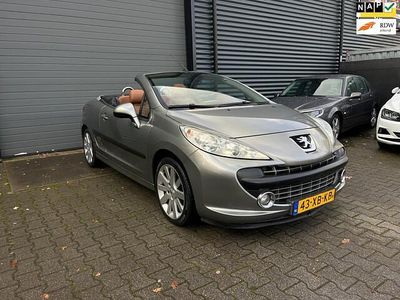 Grijs Gebruikt 2007 Peugeot 207 CC Cabriolet | € 2.995 (Eerlijke prijs)