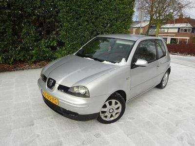 Grijs Occasion 2004 Seat Arosa Stella Hatchback | € 999 (Eerlijke prijs)