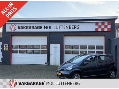 Grijs (metallic) Gebruikt 2006 Toyota Aygo Plus Hatchback | € 3.295 (Eerlijke prijs)