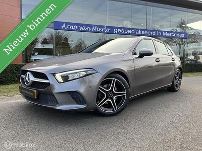 Grijs Occasion 2018 Mercedes A200 AMG Hatchback | € 19.250 (Eerlijke prijs)